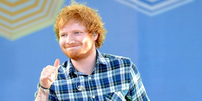 Kelepasan, Ed Sheeran Pernah Buang Air Besar di Atas Panggung