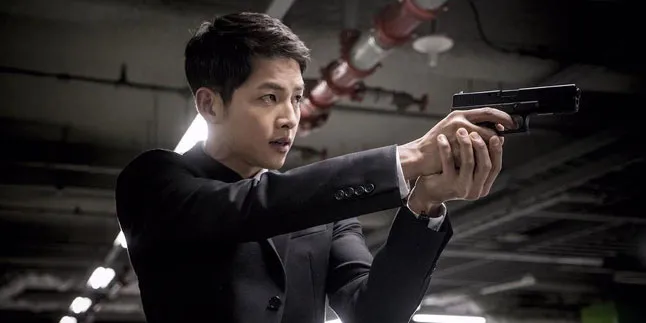 Kelewat Populer, Song Joong Ki Dibuat 'Ngamuk-Ngamuk' Oleh Fans