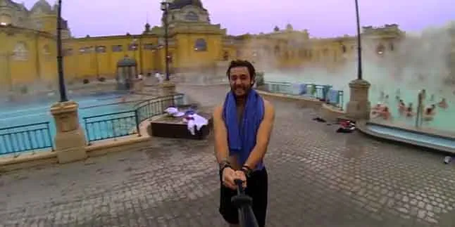 Keliling Dunia, Pria Ini Bikin Selfie Paling Nekat dan Keren!