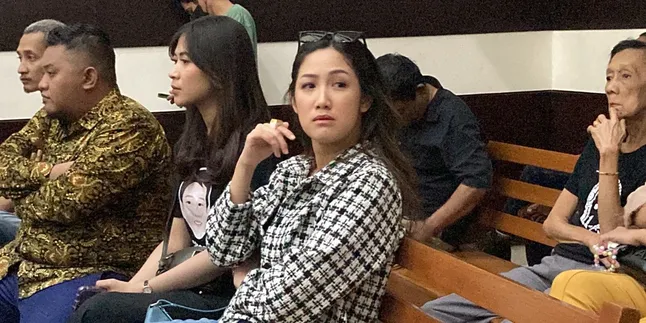 Keluar dari Ruang Sidang Saat Saksi Berikan Keterangannya, Tamara Tyasmara Kecewa dengan Keluarga Terdakwa Yudha Arfandi