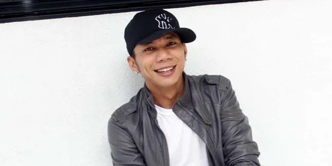 Keluarga Istri Norman Kamaru Tak Hadir di Pernikahan?