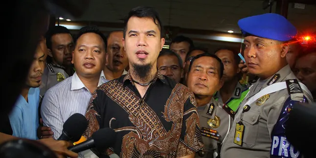 Keluarga Korban Tagih Janji Ahmad Dhani Keluarga Korban Tagih Janji Ahmad Dhani
