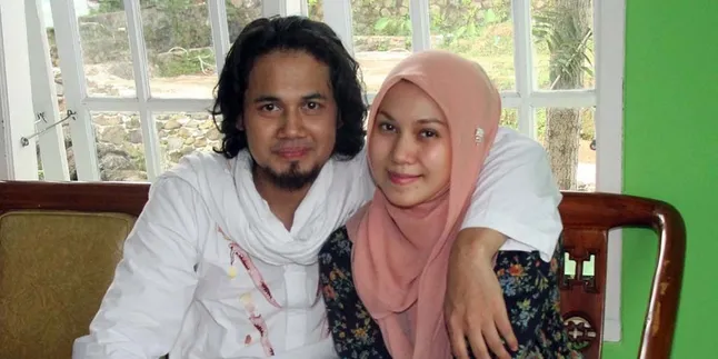 Keluarga Puput Melati Tak Tahu UGB Punya Usaha Lain Keluarga Puput Melati Tak Tahu UGB Punya Usaha Lain