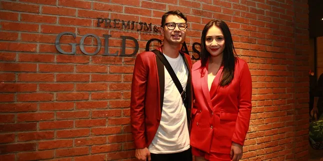 Keluarga Raffi Ahmad Naik Helikopter ke Gala Premiere 'RAFATHAR'