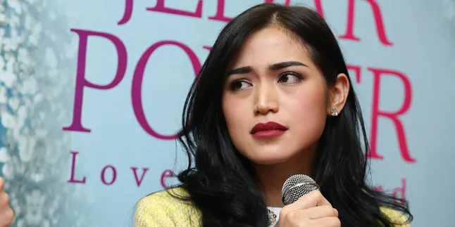 Keluarga Suami Jessica Iskandar Tak Akui Pernikahan Putranya