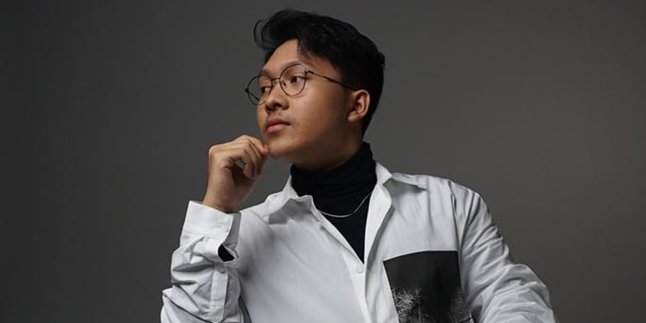 Kelvin Joshua Luncurkan Debut Single Pertama Berjudul 'Sesal Terlambat', Berkisah Tentang Kehidupan Pribadinya