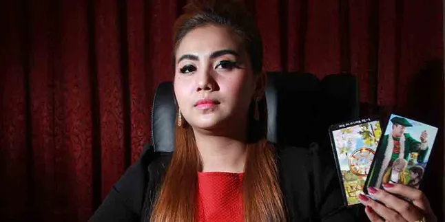 Kemampuan Mama Ella Mirella Tersiar Dari Mulut ke Mulut