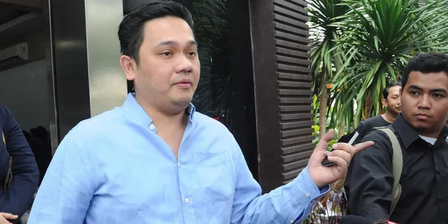 Kembali Berkicau, Farhat Abbas Sindir Pengadilan Agama