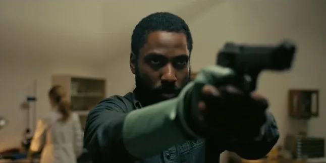 Kembali Diundur, 'TENET' Akan Tayang Agustus Ini