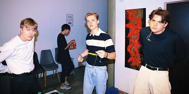 Kembali ke Indonesia Lagi, New Hope Club Bahas Soal Makanan Indonesia