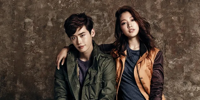Kembali Mesra, Lee Jong Suk & Park Shin Hye Saling Peluk - Cium