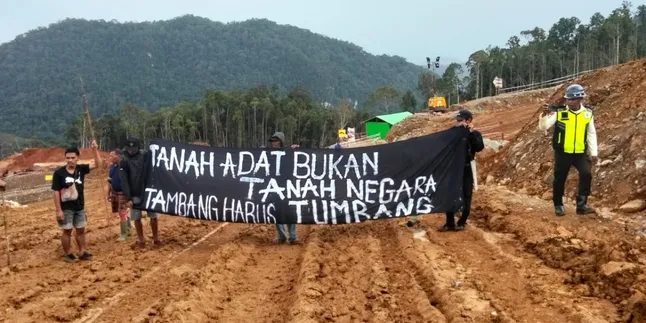 Kembali Terjadi, Tanah Adat di Halmahera Timur Rusak Akibat Pengerukan Tambang Nikel