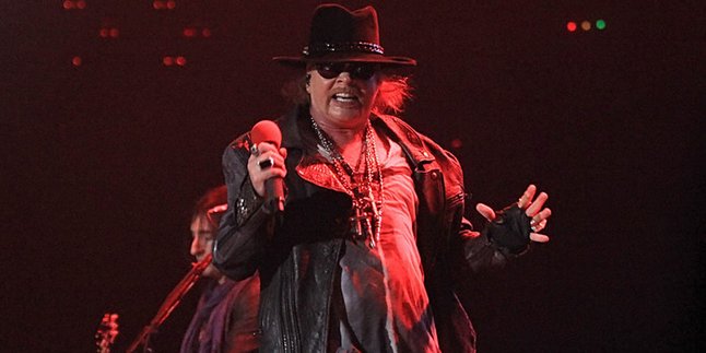 Kembaran Slash Muncul di Konser Guns N Roses!