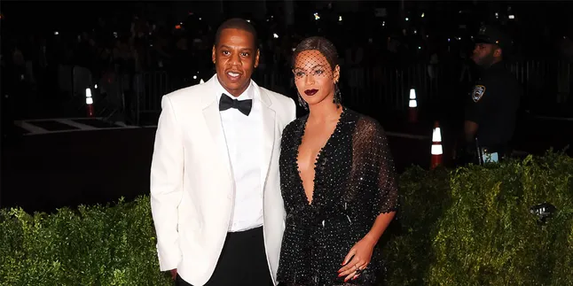 Kemesraan Beyonce - Jay Z Buyarkan Rumor Keretakan Rumah Tangga