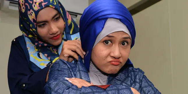 Kemoterapi Kanker, Bulu Hidung Ria Irawan Rontok