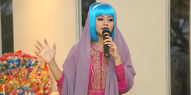 Kena Rampok Tengah Malam, Kepala Jenita Janet Sampai Terbentur