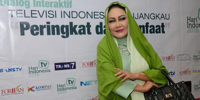 Kenal, Ini Reaksi Ibu Ardina Rasti Saat Gatot Brajamusti Diciduk Kenal, Ini Reaksi Ibu Ardina Rasti Saat Gatot Brajamusti Diciduk