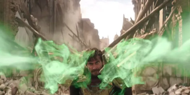 Kenalan Dengan Mysterio, Sosok dalam Trailer SPIDER-MAN: FAR FROM HOME Kenalan Dengan Mysterio, Sosok dalam Trailer SPIDER-MAN: FAR FROM HOME