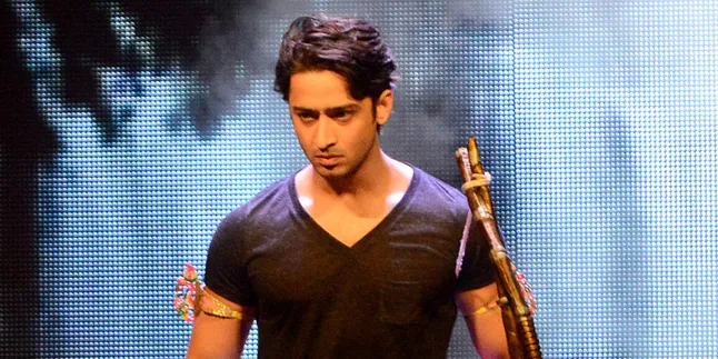 Kenang Teman-Temannya di India, Shaheer Sheikh Nangis Galau