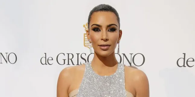 Kenapa Komentar Instagram Kim Kardashian Dipenuhi Emotikon Tikus?