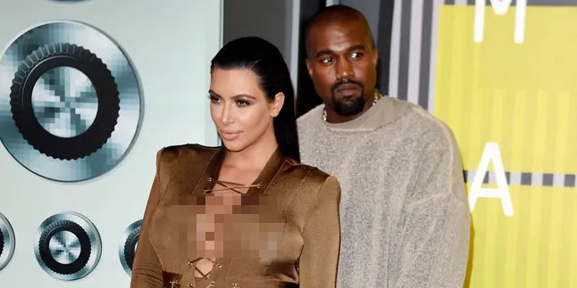 Kencan Dengan Kanye West, Kim Kardashian Tampil Mewah Sosialita Kencan Dengan Kanye West, Kim Kardashian Tampil Mewah Sosialita