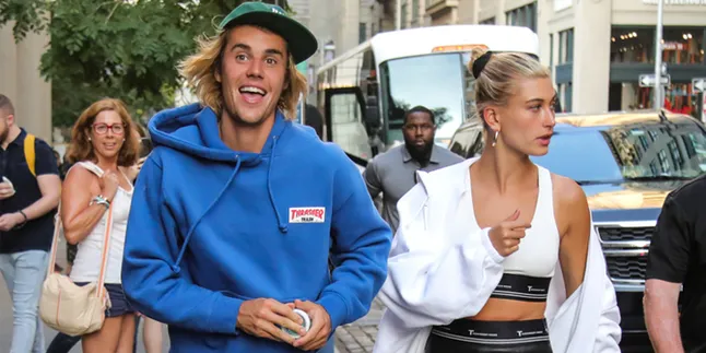 Kencan Romantis, Justin Bieber Ajak Hailey Baldwin Nonton ke Bioskop Kencan Romantis, Justin Bieber Ajak Hailey Baldwin Nonton ke Bioskop