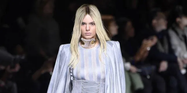 Kendall Jenner Bakal Jadi Host Baru 'American Next Top Model'? Kendall Jenner Bakal Jadi Host Baru 'American Next Top Model'?