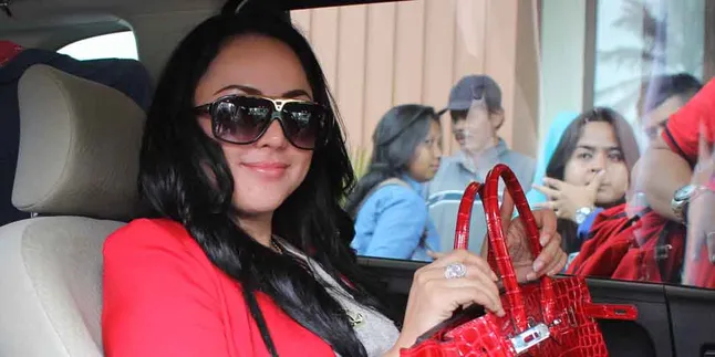 Kepribadian Ganda, Imbas Regina Menggunakan Narkoba?