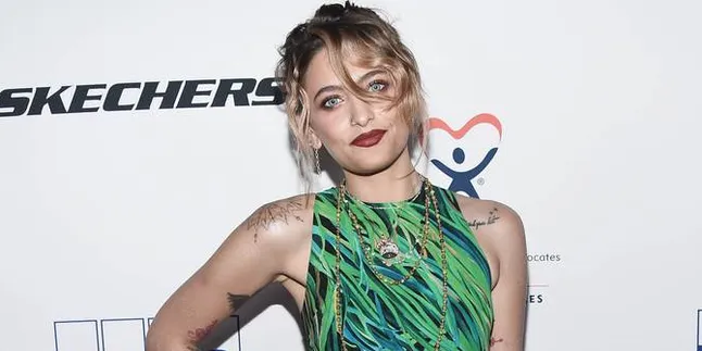 Kerap Dituduh Biseksual, Paris Jackson Akhirnya Buka Suara