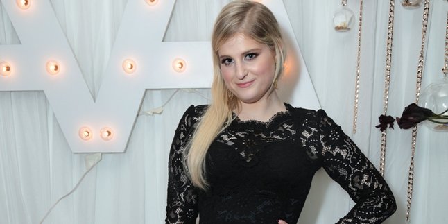 Keren, Meghan Trainor Anti Pakai Bikini di Atas Panggung