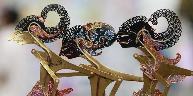Keren! Panggung Wayang Kulit Ini Inspirasi Anak Muda Lestarikan Budaya Tradisional