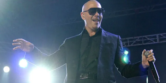 Keren! Pitbull Bakal Ajak Obama & Lady Gaga di Program TV-nya