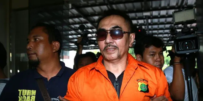 Kerena Capek, Pemeriksaan Aa Gatot Brajamusti Diundur