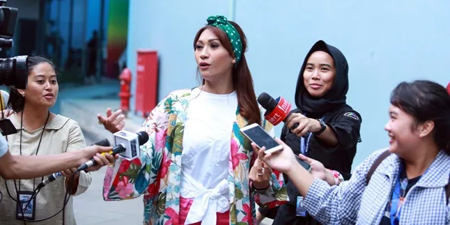 Kerja Bareng Maia Estianty, Tata Janeeta Bantah Sindir Mulan Jameela