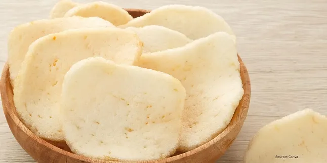 Kerupuk Melempem? Simak Trik Mudah Agar Kembali Gurih dan Renyah