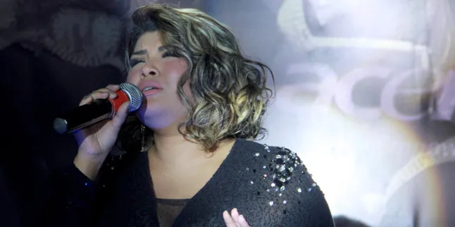 Curhat Spiritual Nania Idol Saat Pindah Agama