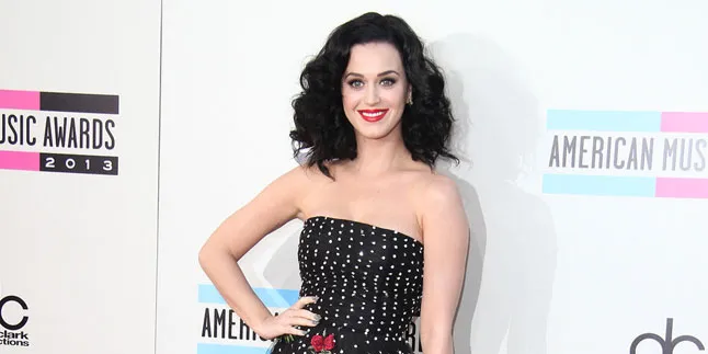 Ketahuan Lip Sync, Katy Perry Malu Ketemu Wartawan