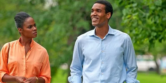 Ketika 'Barack dan Michelle Obama' Berkencan di Taman