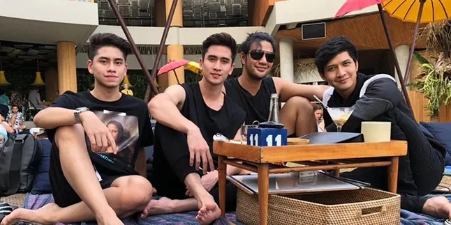 Ketika Kakak Adik Selebriti Ini Berfoto Bersama, Mana Yang Kamu Pilih? Ketika Kakak Adik Selebriti Ini Berfoto Bersama, Mana Yang Kamu Pilih?