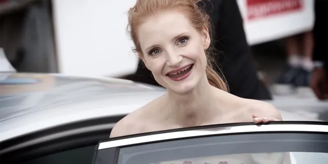 Ketika Seleb Hollywood Ompong, Masih Cantik dan Ganteng?