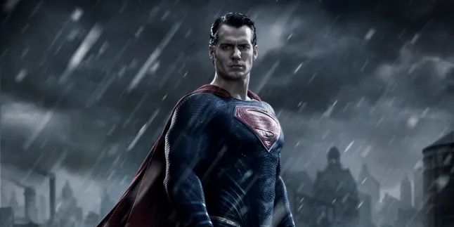 Ketika Superman Menghadapi Dinginnya Air Es