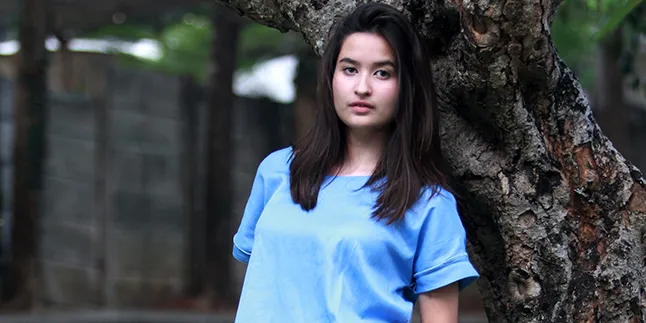 Ketika Valerie & Nadine Merias Wajah Stephanie Poetry