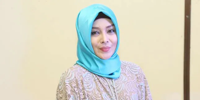 Ketimbang Bergosip, Terry Putri Lebih Nyaman Kumpul Anak Yatim Ketimbang Bergosip, Terry Putri Lebih Nyaman Kumpul Anak Yatim