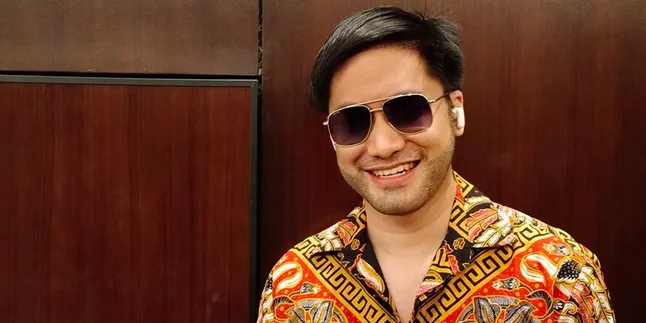 Kevin Aprilio Jamin 1000 Persen Widi Vierratale Bukan Orang Ketiga Virgoun dengan Inara Kevin Aprilio Jamin 1000 Persen Widi Vierratale Bukan Orang Ketiga Virgoun dengan Inara