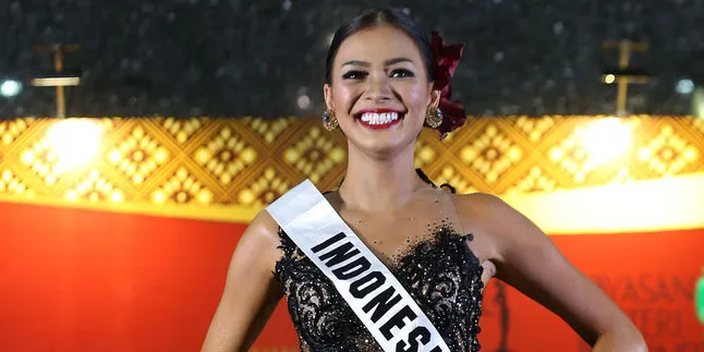 Kezia Warouw Berbagi Rahasia Tampil Bugar dan Cantik Kezia Warouw Berbagi Rahasia Tampil Bugar dan Cantik
