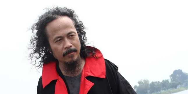 Ki Joko Bodo, Akting Sekaligus 'Pendamping' di Film Horor Terbaru Ki Joko Bodo, Akting Sekaligus 'Pendamping' di Film Horor Terbaru