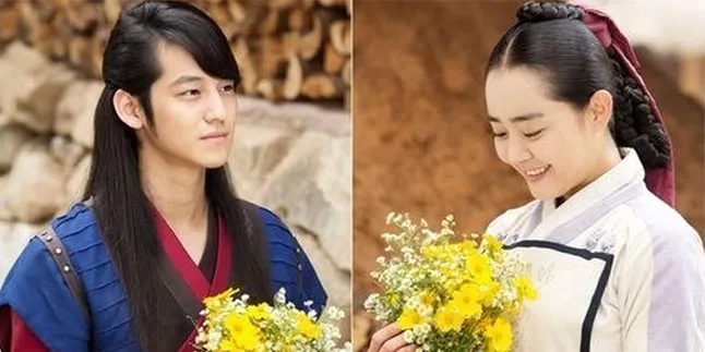 Kim Bum Berikan Bunga Cantik Untuk Moon Geun Young
