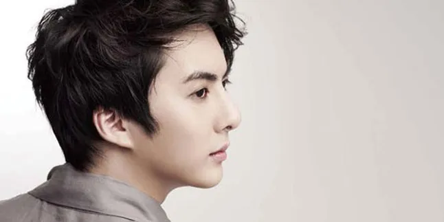 Kim Hyung Joon SS501 - Lee Joon MBLAQ Main Film Bareng