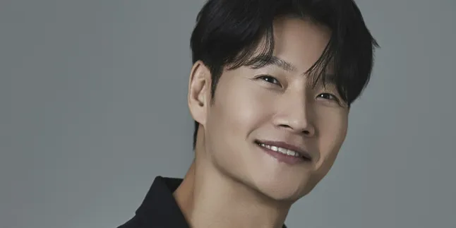 Kim Jong Kook Menikah di Usia 49 Tahun, Sosok Istrinya Bikin Penasaran Kim Jong Kook Menikah di Usia 49 Tahun, Sosok Istrinya Bikin Penasaran