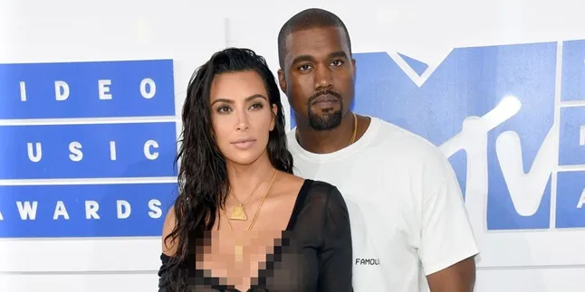 Kim Kardashian & Kanye West Nantikan Kelahiran Anak Ketiga